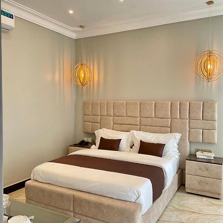 The Nook Boutique Bed and Breakfast Kampala Buitenkant foto